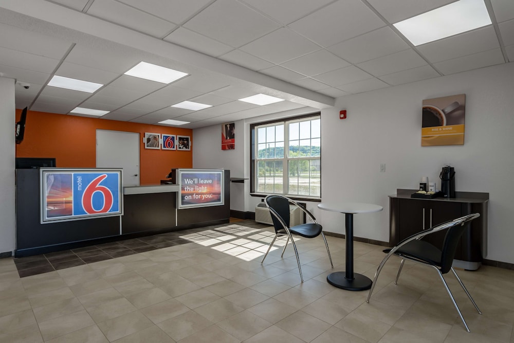 Motel6 White, GA - Cartersville 7/36