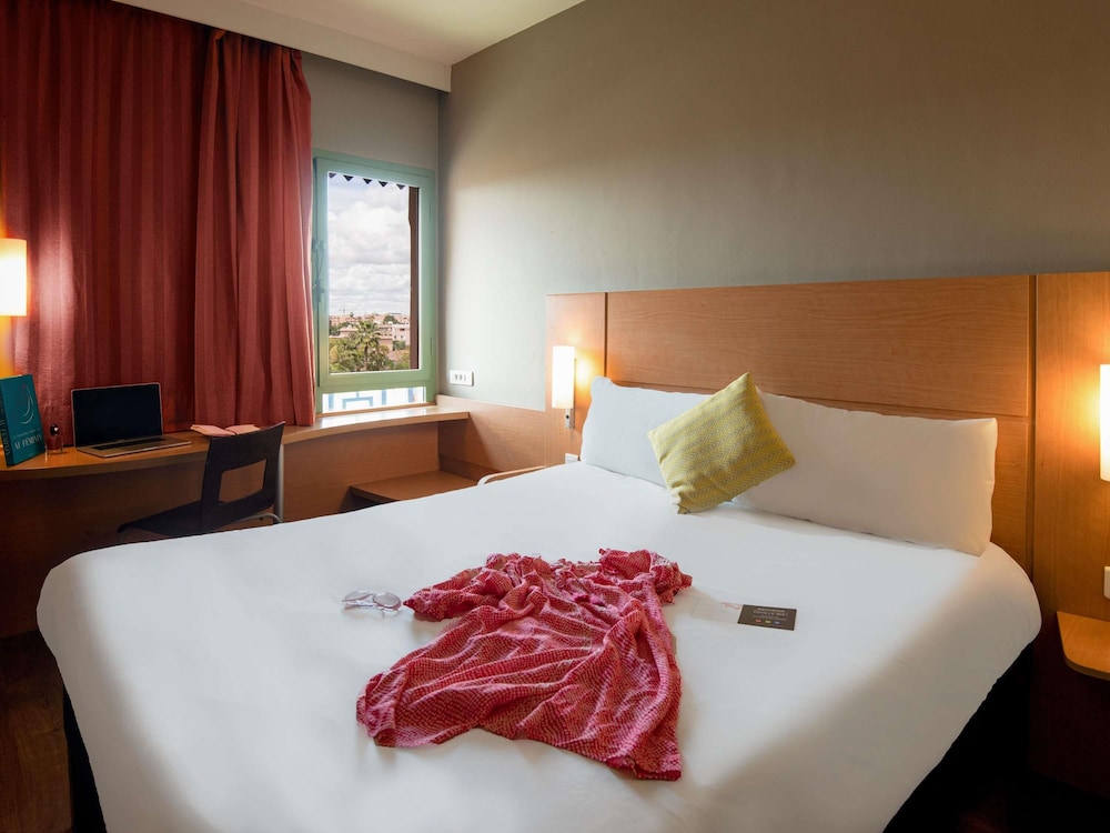Ibis Marrakech Centre Gare Hotel 8/47