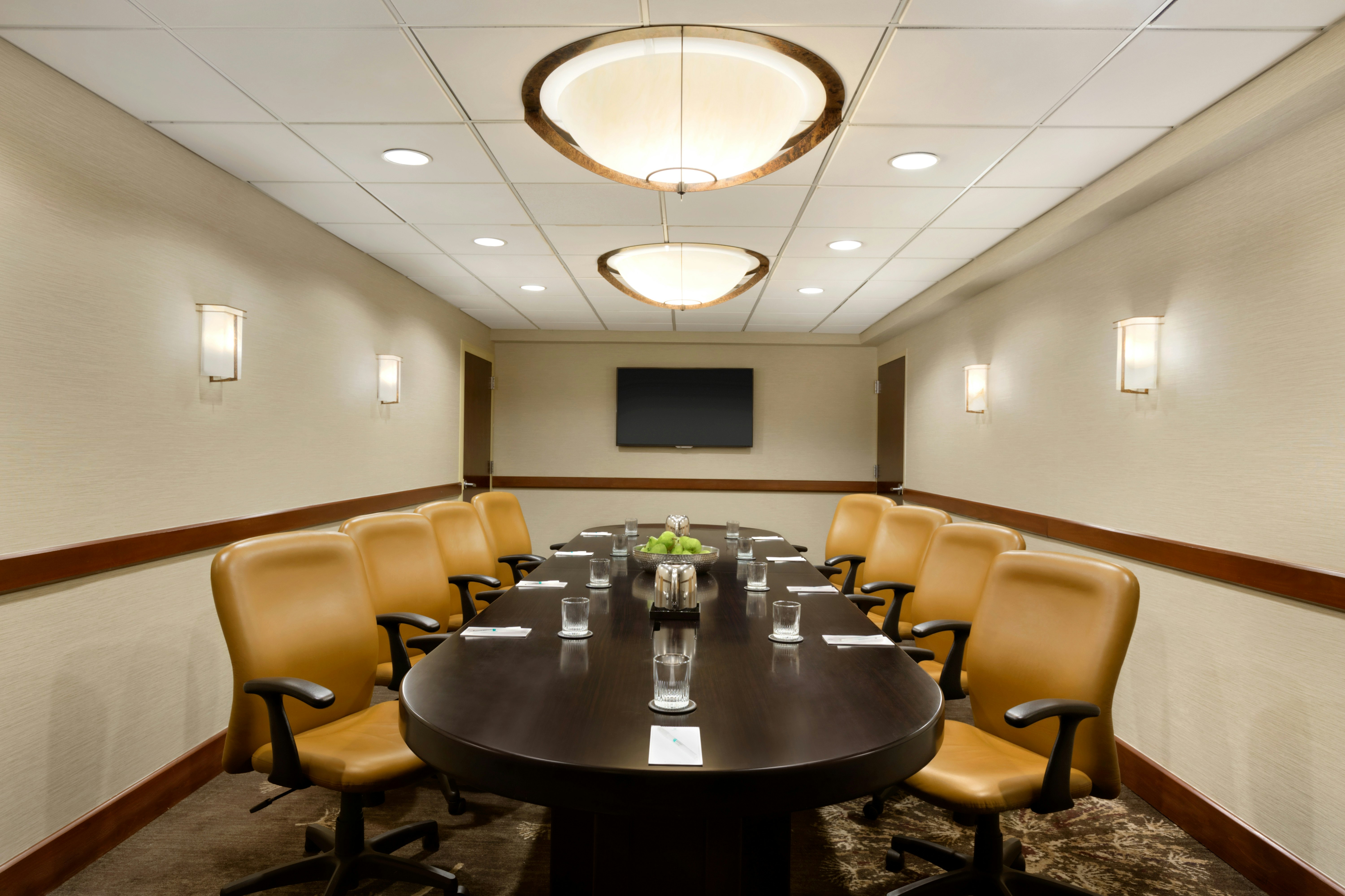 Embassy Suites by Hilton Piscataway Somerset 52/59