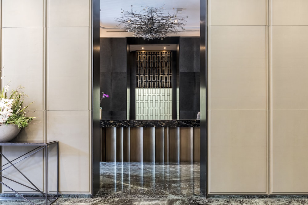 The Hazelton Hotel Toronto 27/76
