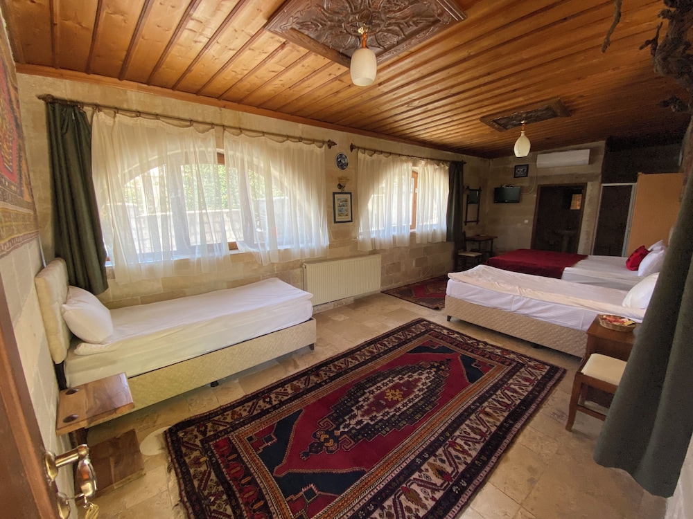 Kemal's Guest House 22/50
