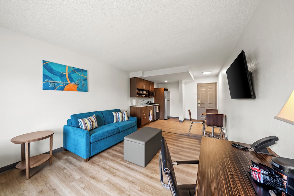 MainStay Suites Foxboro - Mansfield 28/37