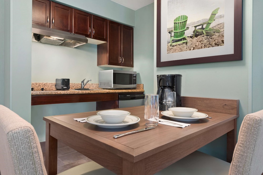 Homewood Suites By Hilton Charleston Mt Pleasant 32/54