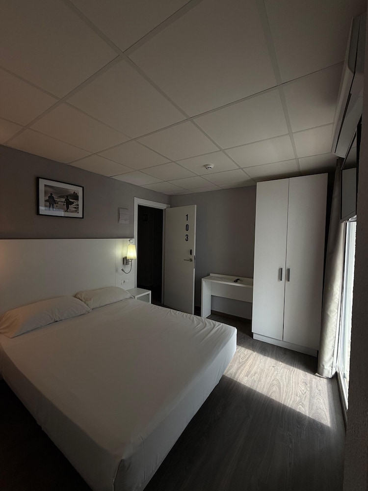 Hostal Boutique Benidorm Blue Beach 6/36