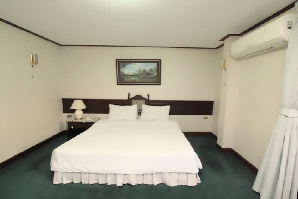 Baan Busarin Hotel 16/46
