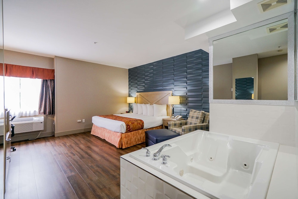 Best Western Peace Arch Inn 27/55