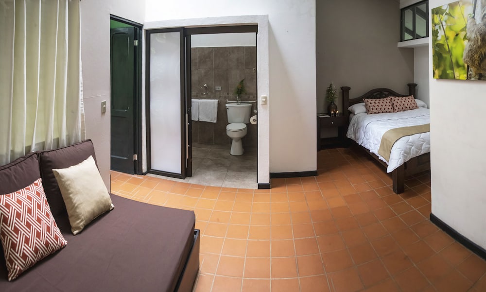 Tapirus Lodge 13/38