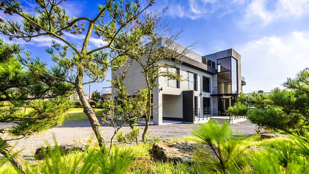 Jeju Le Mabin Pension 46/50