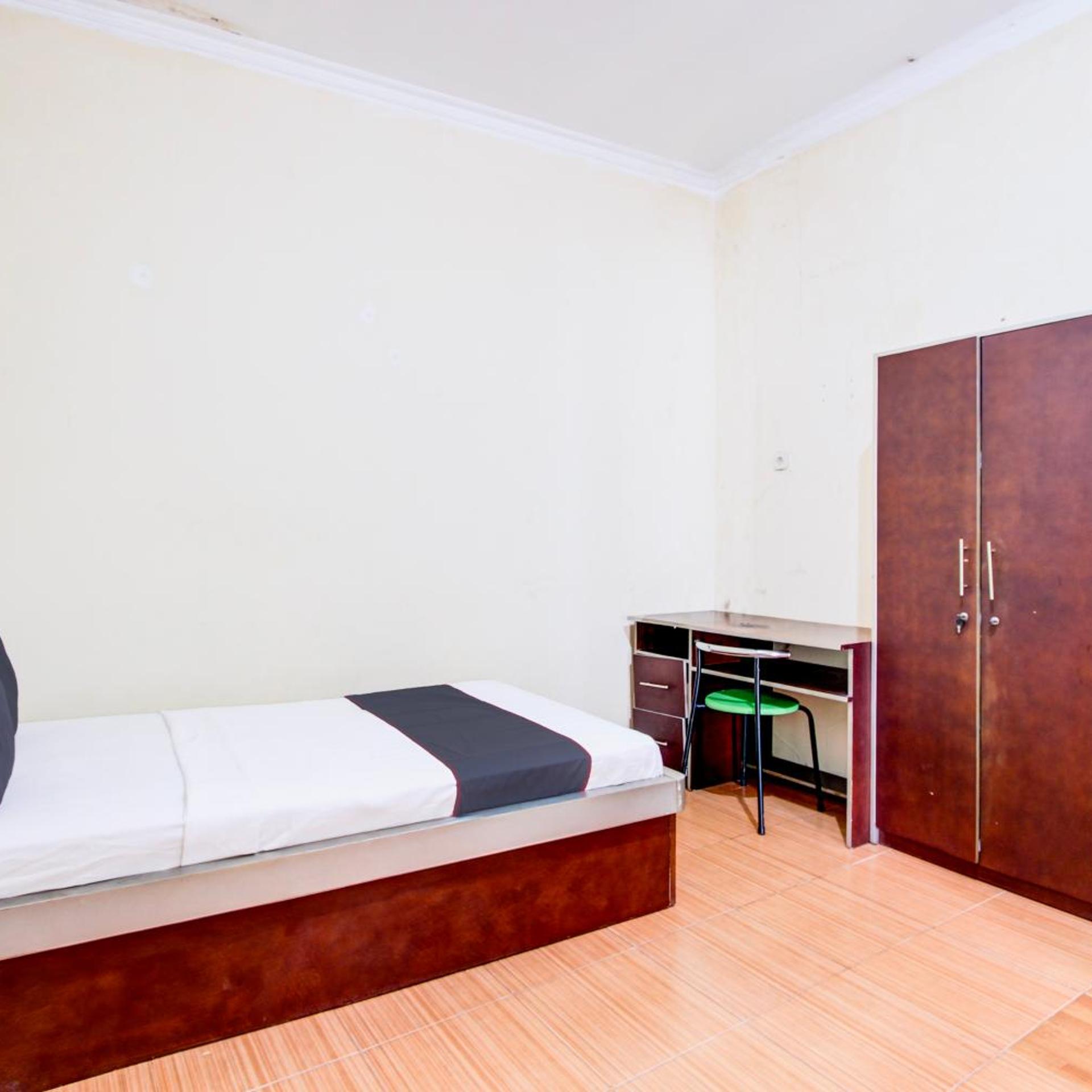Hotel O Ump Near Rs Margono 19/34
