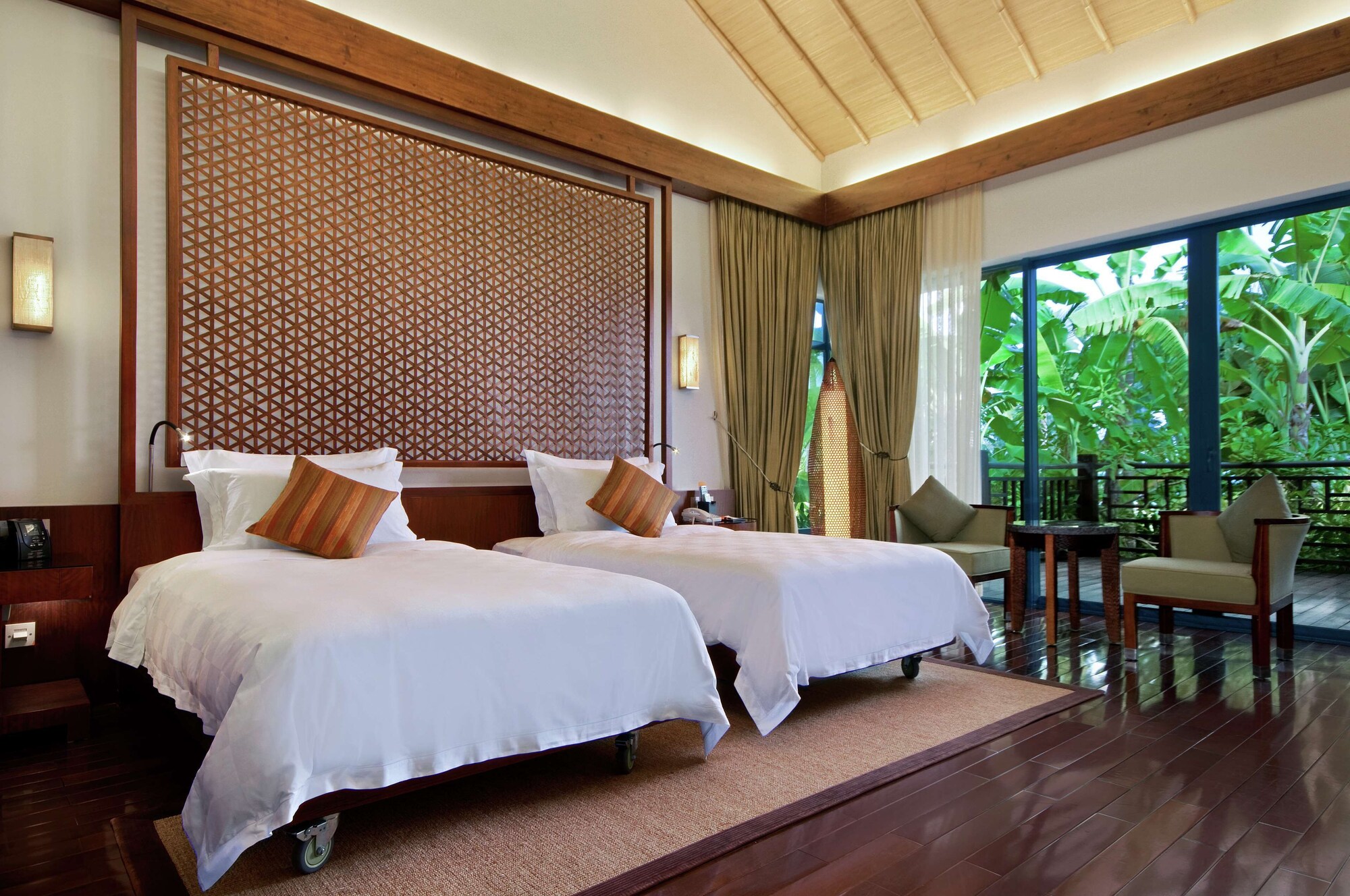 2 Bedrooms, Villa, 3 King Beds, Ocean View, with Pool