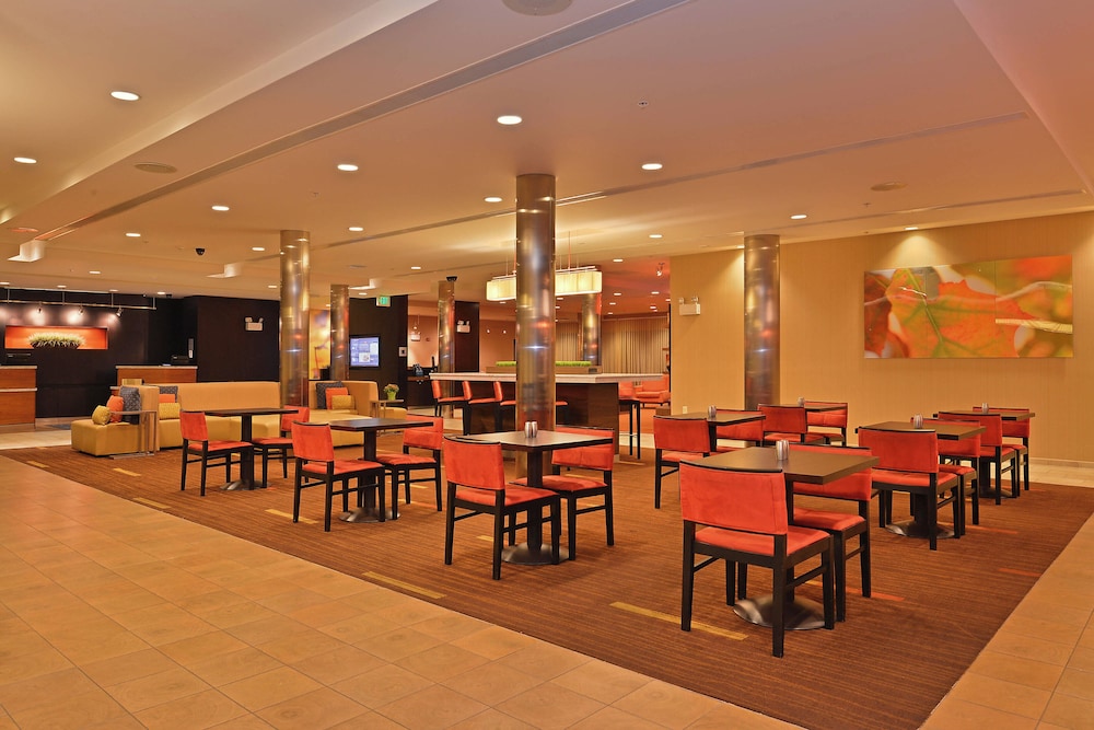 Courtyard Mt Holly Westampton 37/49