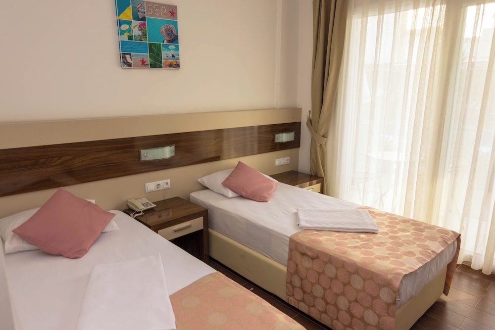 Cotton Boutique Hotel 12/34