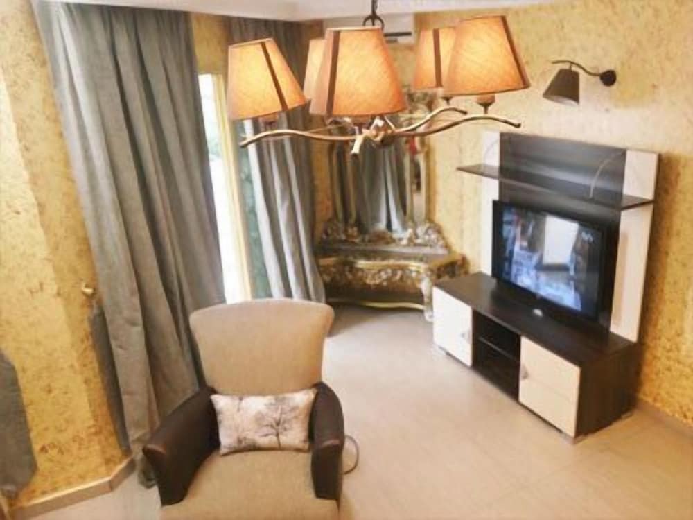 Noubou International Hotel 27/50