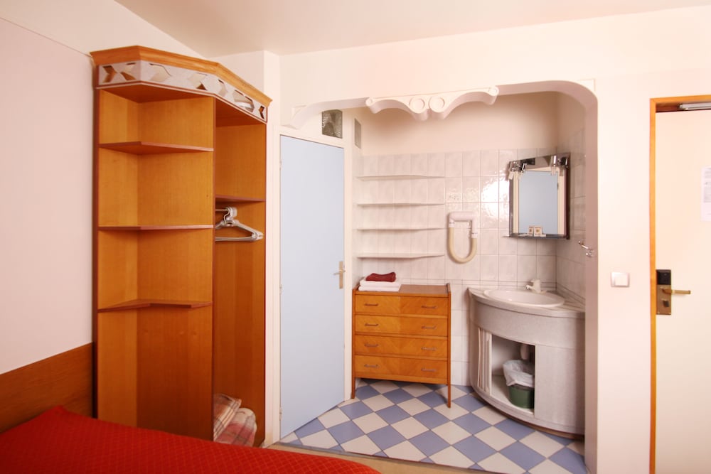 Hotel Marignan 17/67