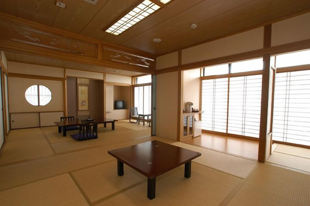 Kokusai Kanko Hotel Kishotei 38/47
