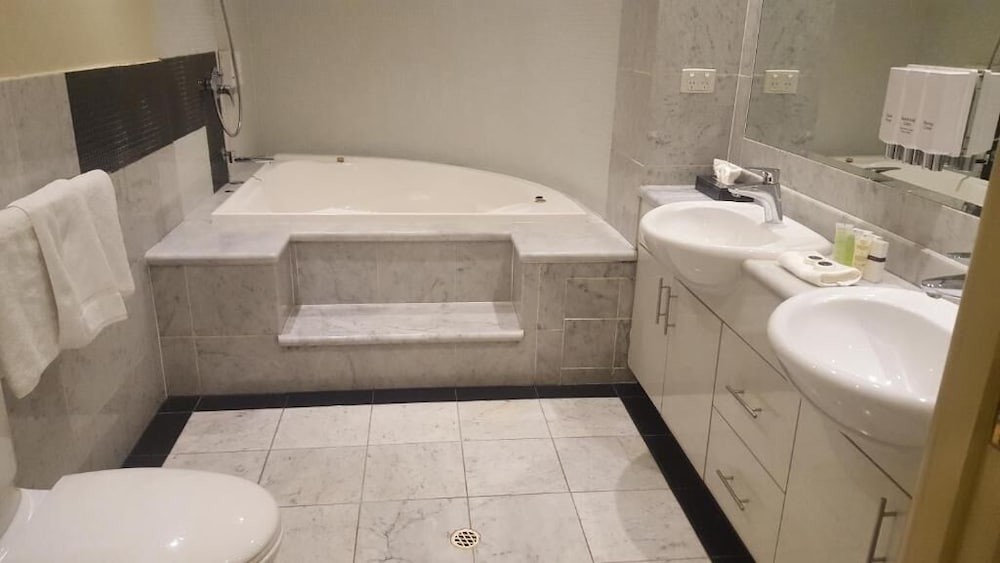 Melbourne CBD Central Apartment Hotel 16/37