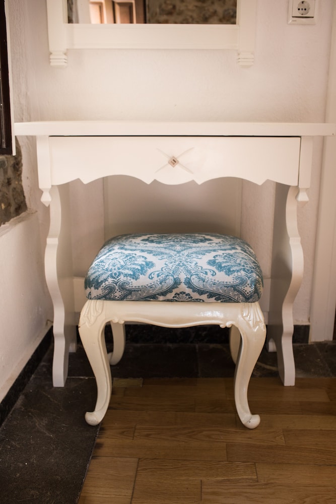 Lida Mary 26/50