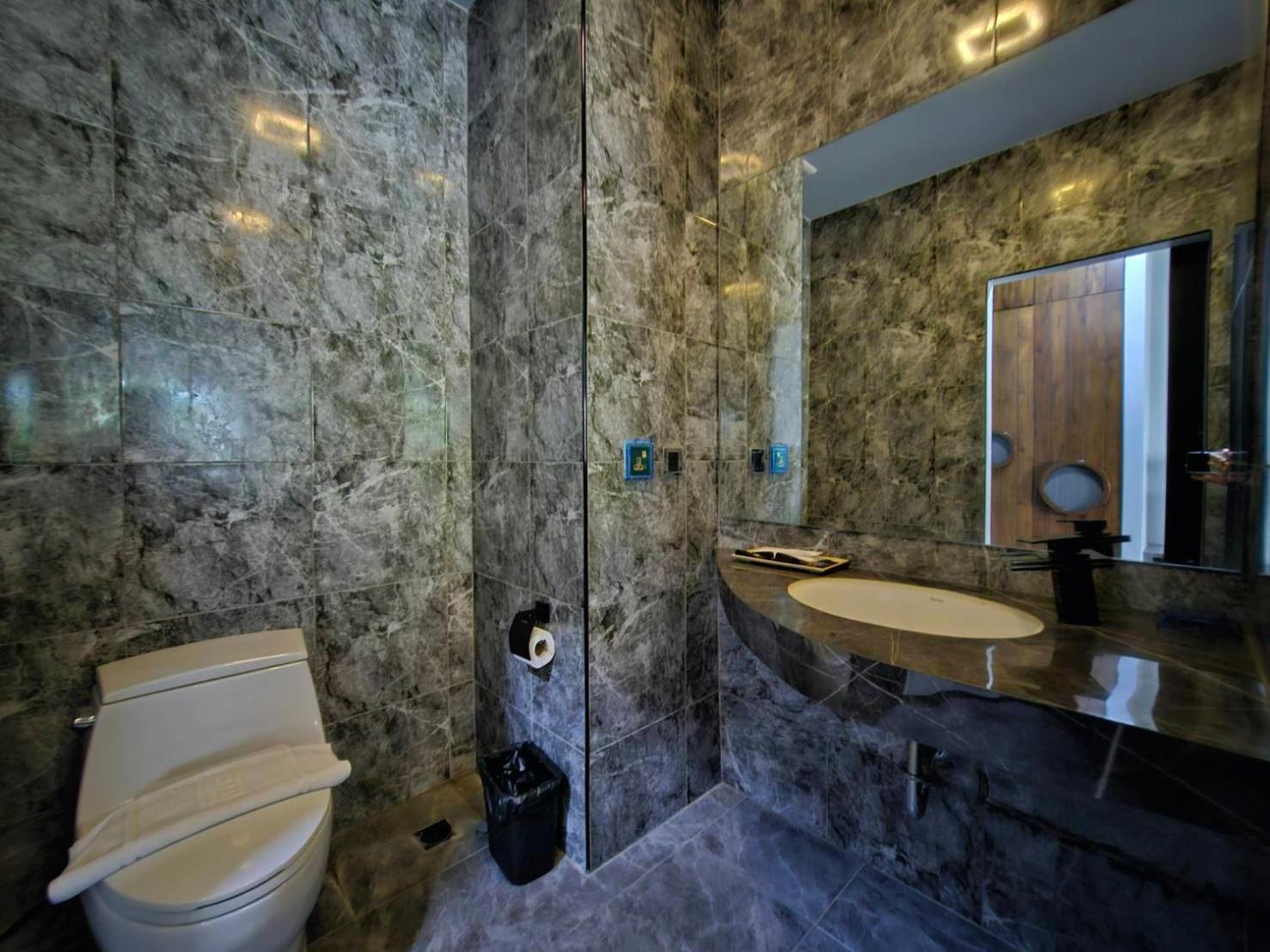 Little Loft Hotel 47/50