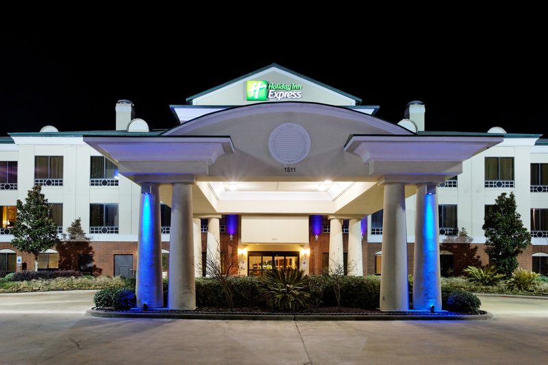 Holiday Inn Express Crockett 4/67