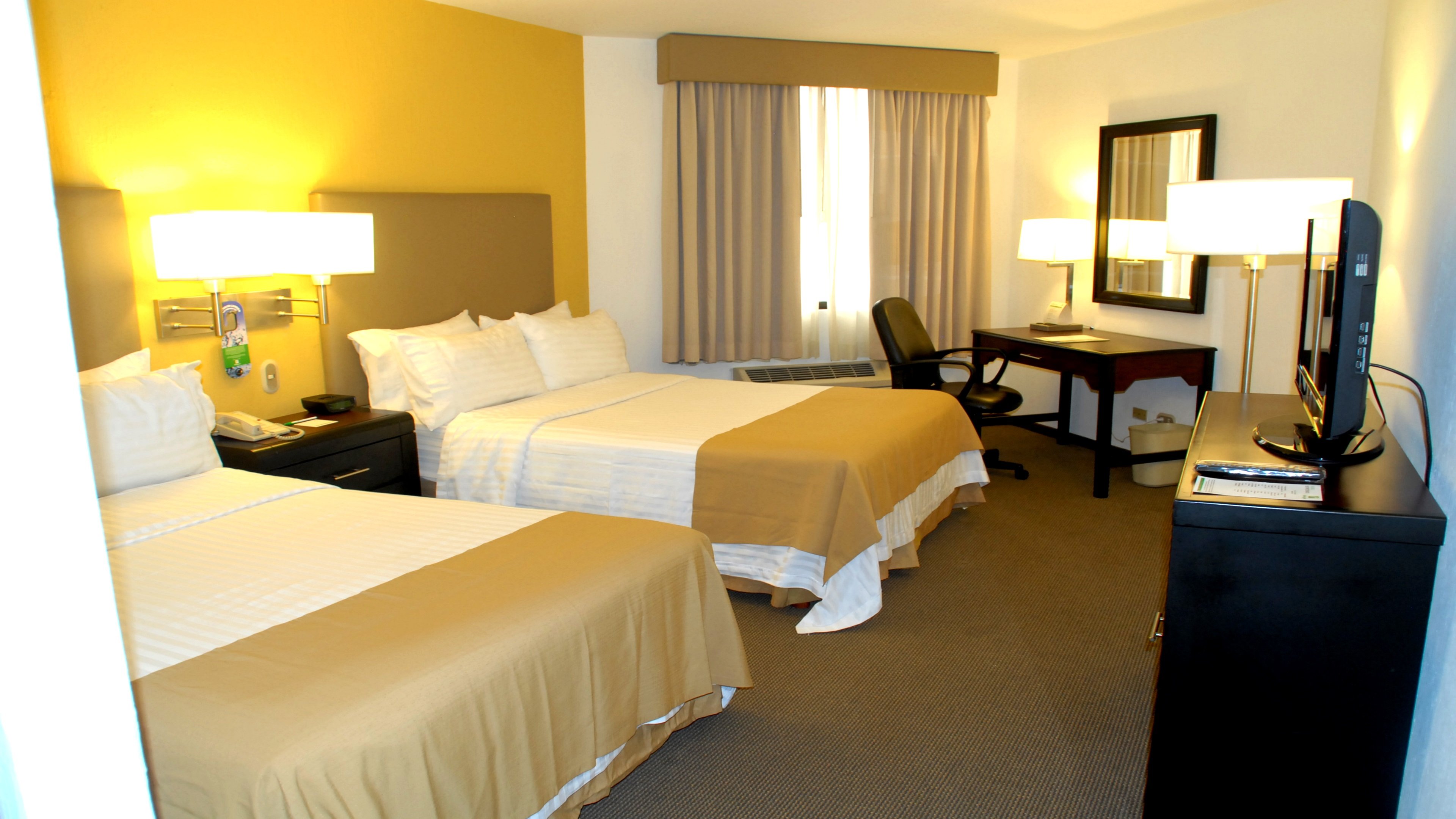 Holiday Inn Tijuana Zona Rio 23/74