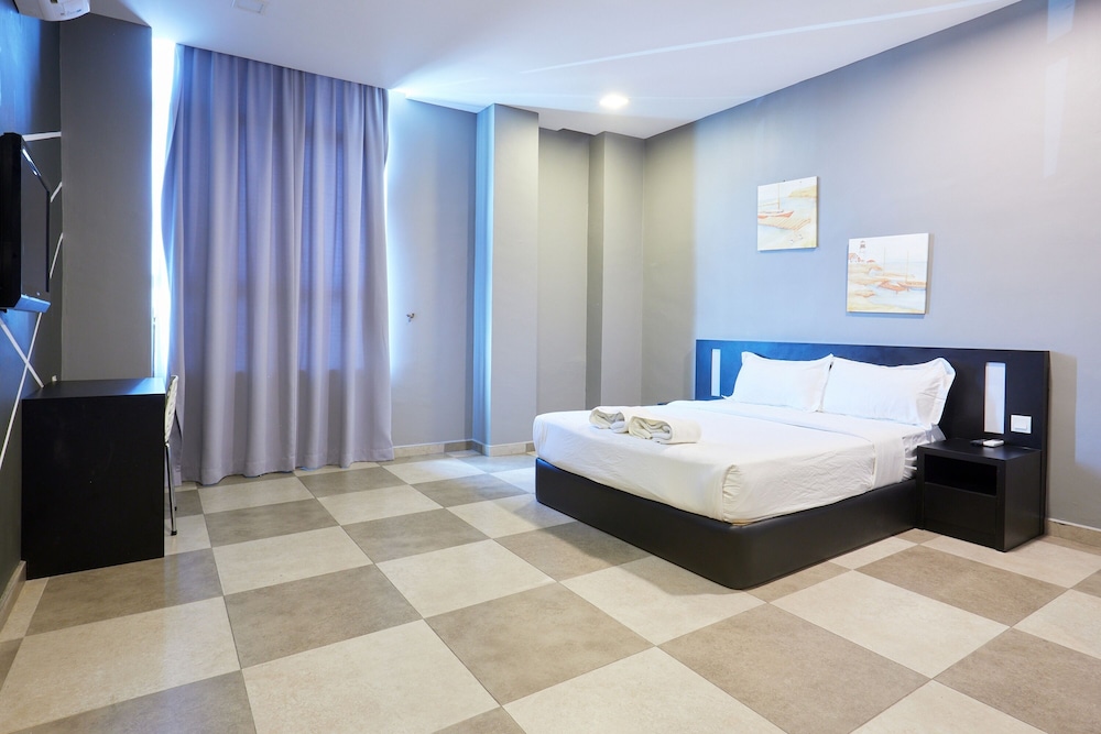 Elite Hotel Muar 14/50