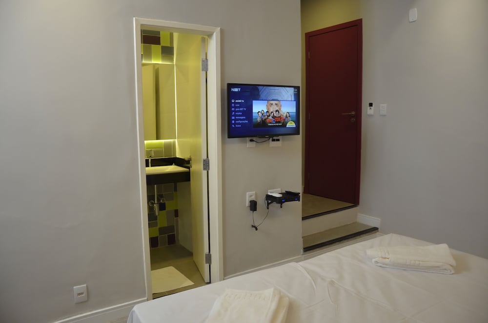 ICARAI SUITES 19/63