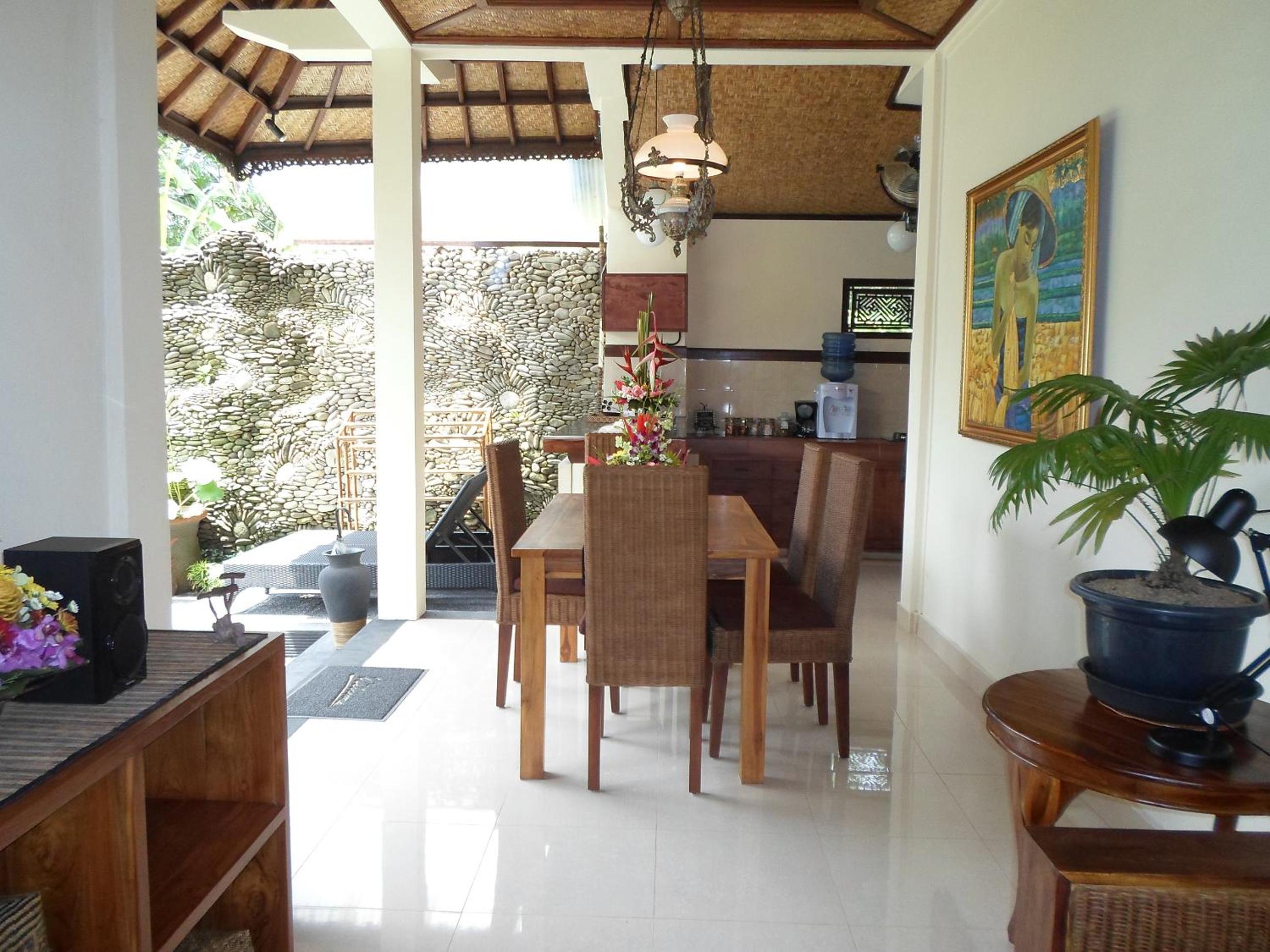 Lily Lane Villas 32/50
