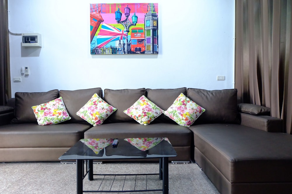Sirimongkol Resort 43/51