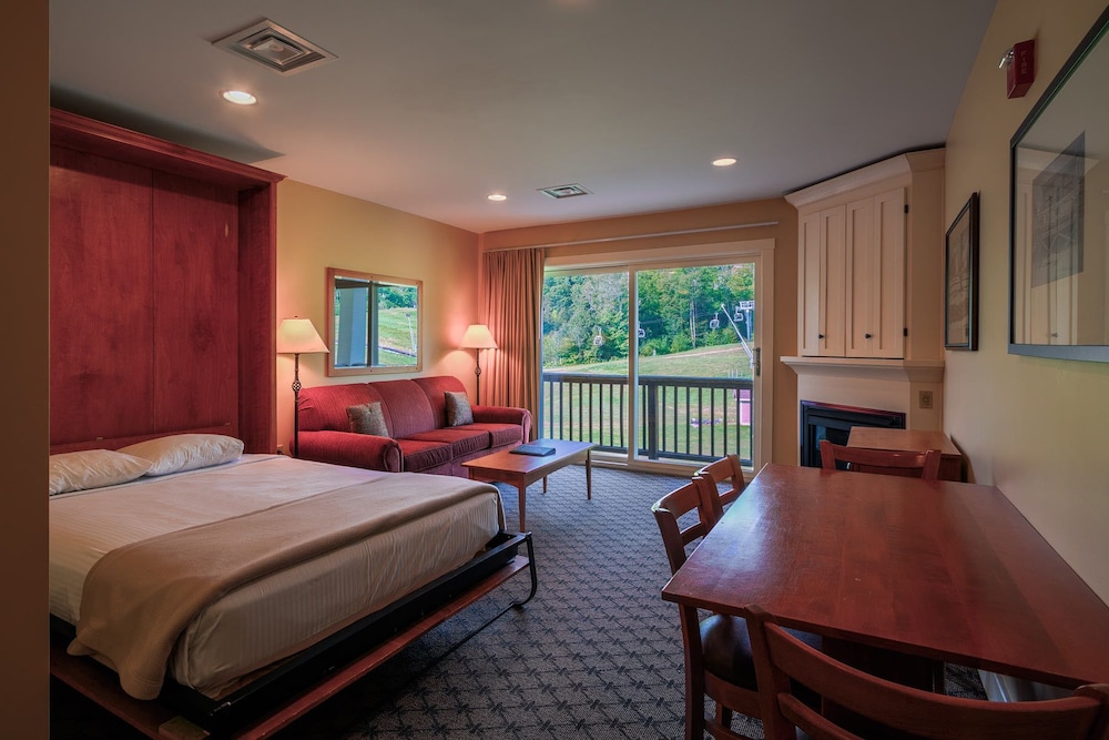 Jackson Gore Inn 11/33