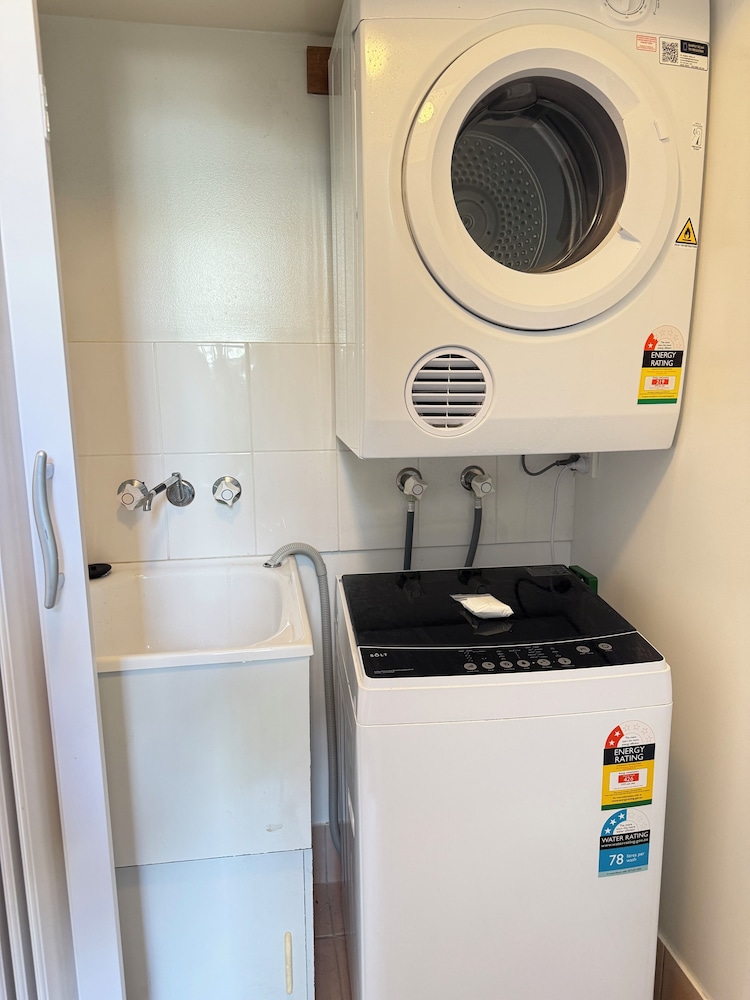 Karana Palms Self Contained Apartments 33/58