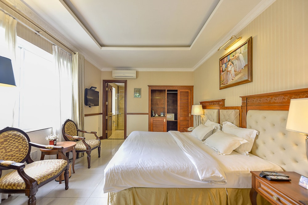 SUPERIOR, DOUBLE BED