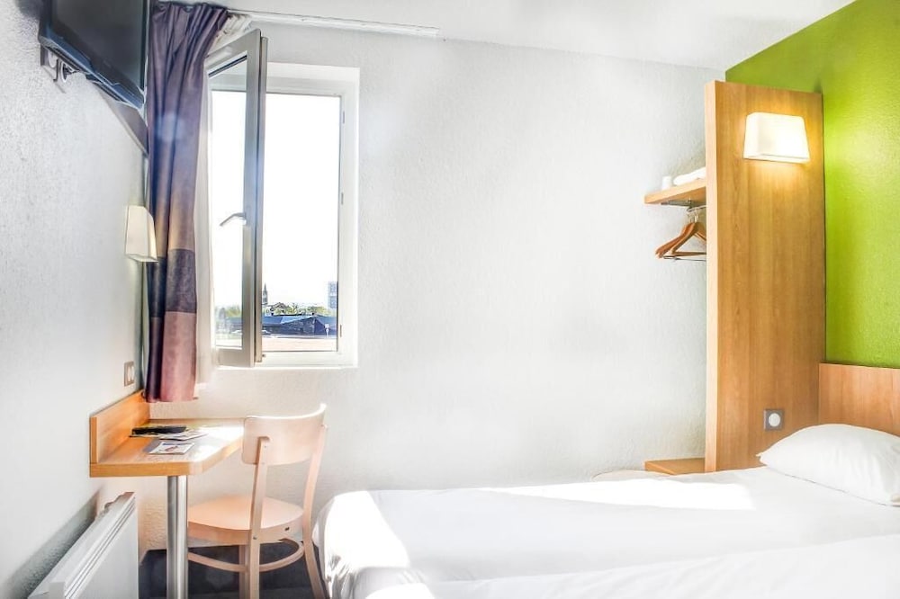 Hotel de MONTLUCON 10/36