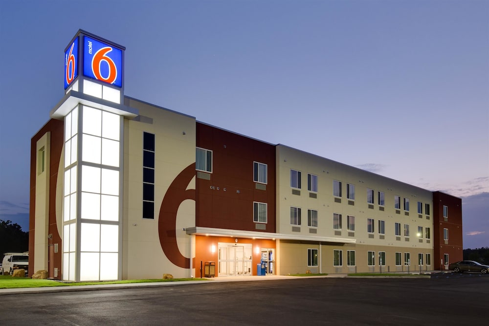 Motel6 Poplar Bluff, MO 54/60