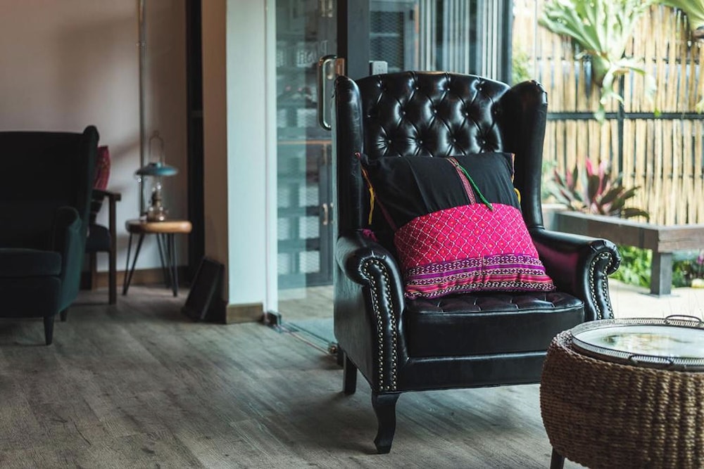 33 Poshtel - Adults Only 46/50