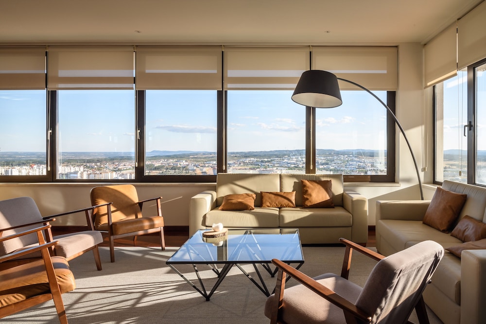 Melia Castelo Branco 48/68