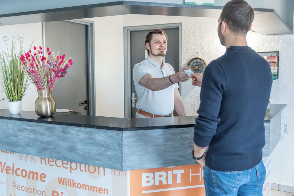 Brit Hotel Tours Nord 7/59