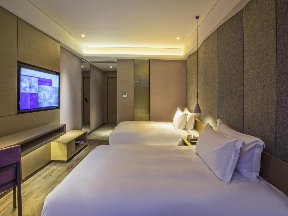 Mercure Suzhou Downtown 28/75