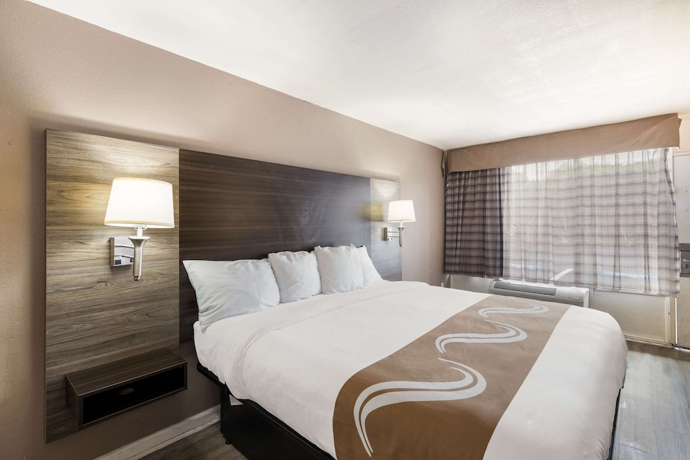 Quality Inn Gastonia East 9/32