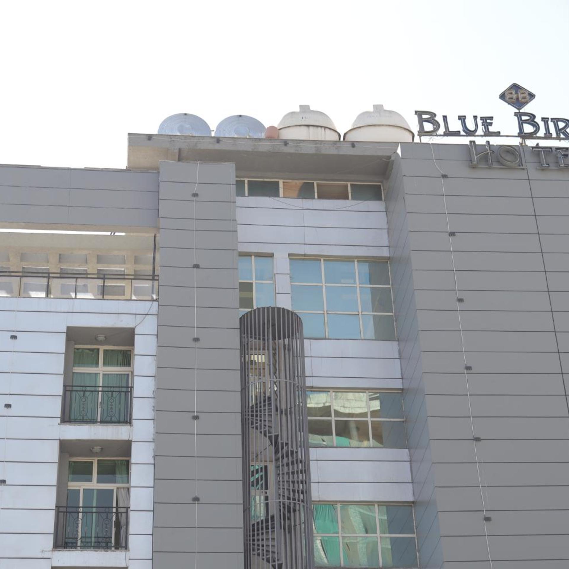Blue Birds International Hotel 2/50