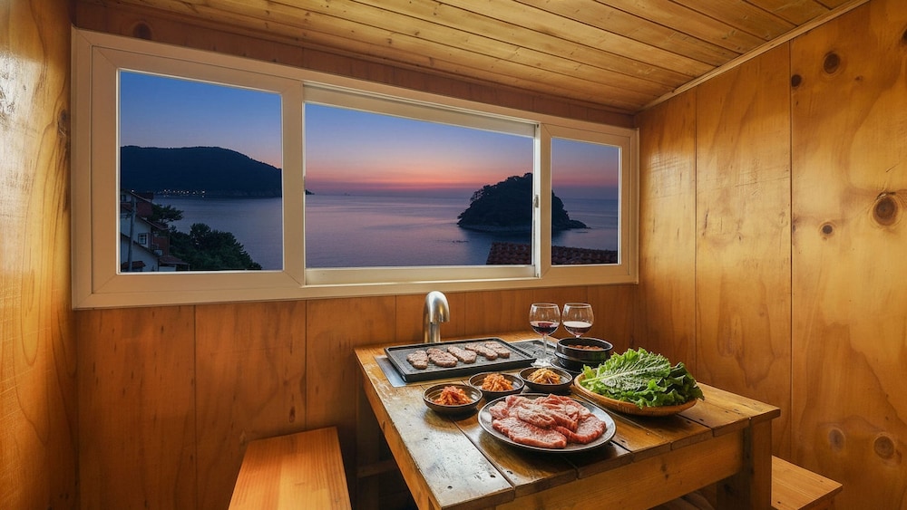 Geoje Blue Neoul Pension 28/50