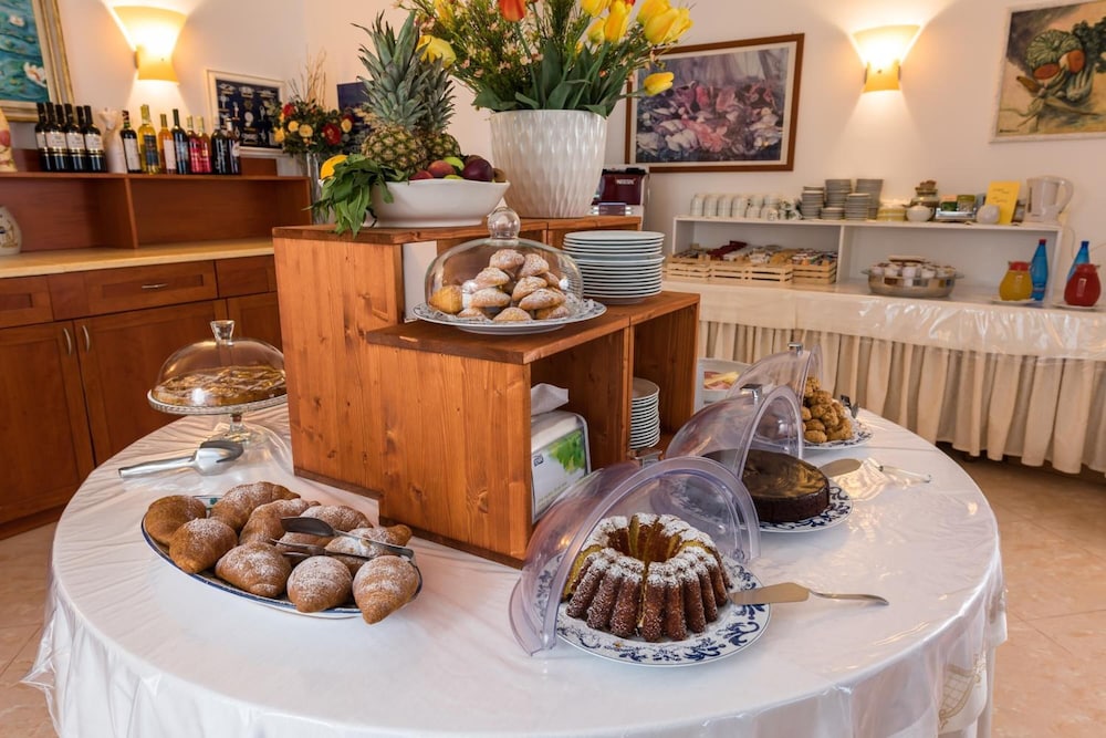 Albergo Villa A Mare 16/28