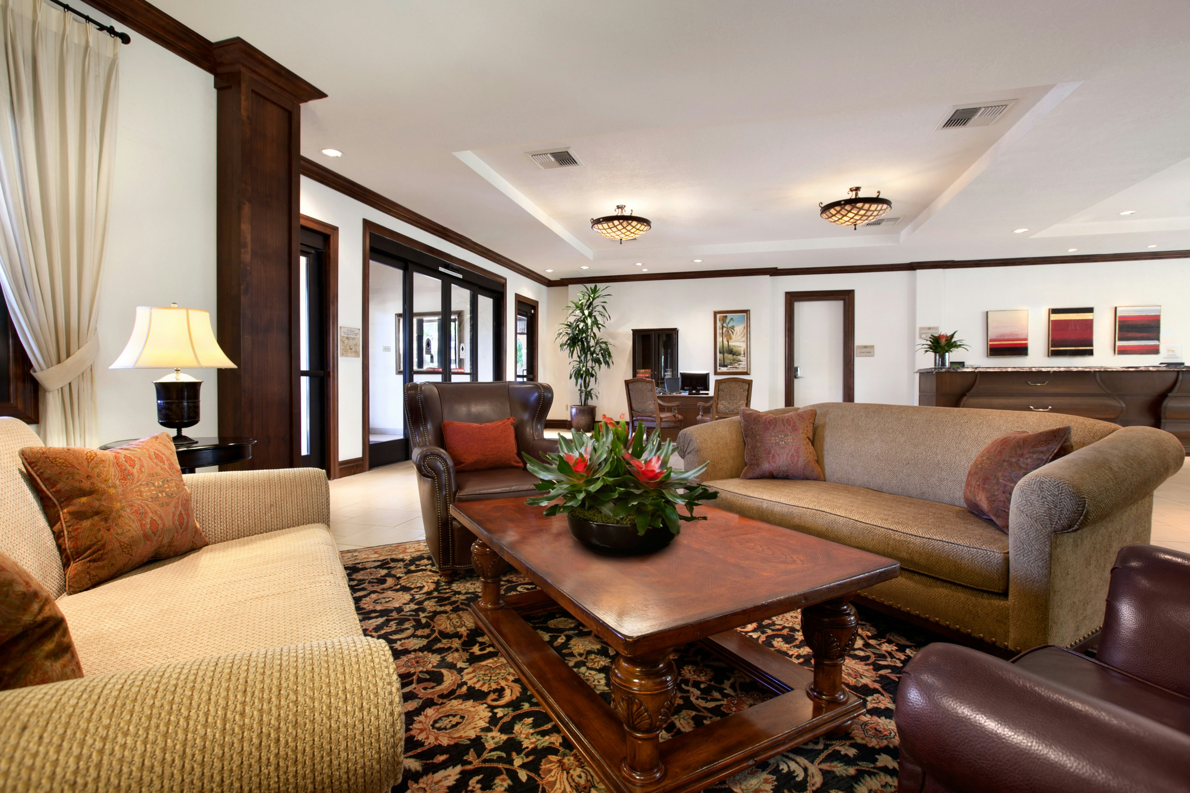 Embassy Suites La Quinta & Spa 43/85