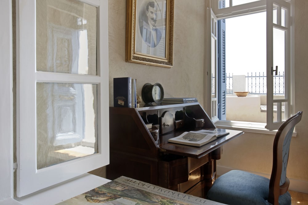Oia Mansion 32/50