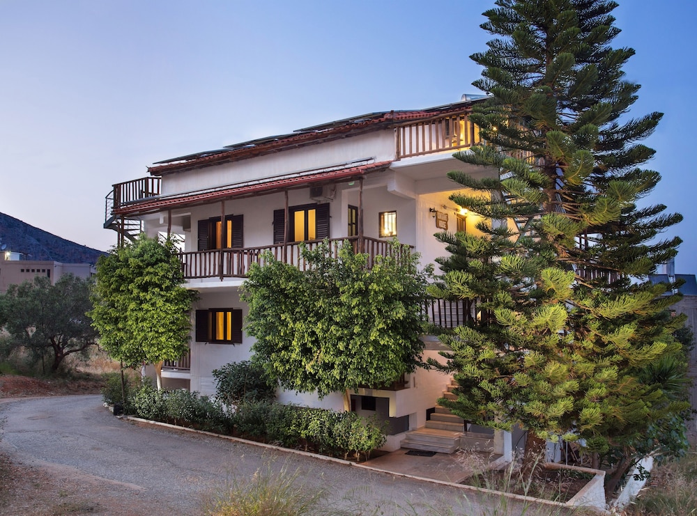 Monemvasia Green Apartments 3/60