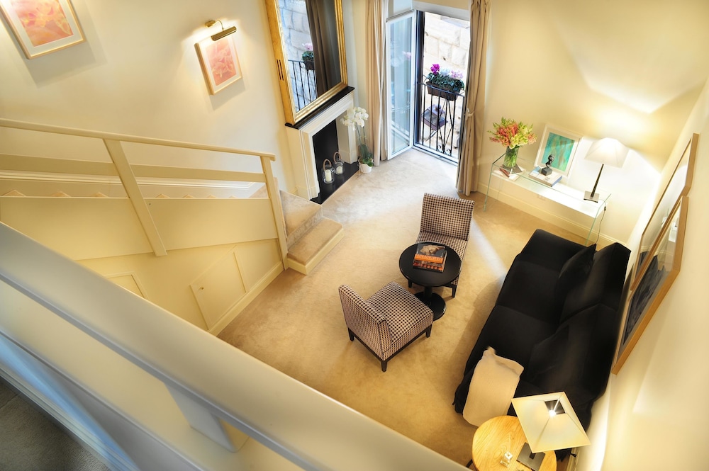 Nerva Boutique Hotel 45/72
