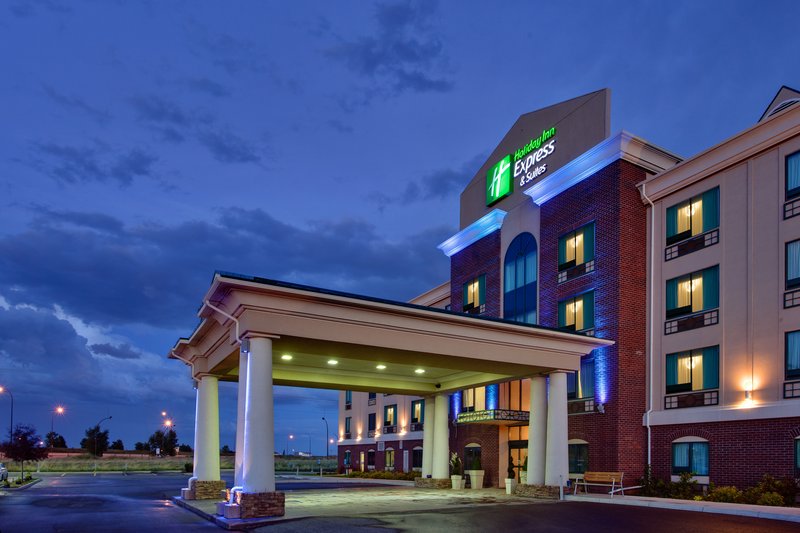 Holiday Inn Express Hotel Suites Medicine Hat Transcanada Hwy 2/75