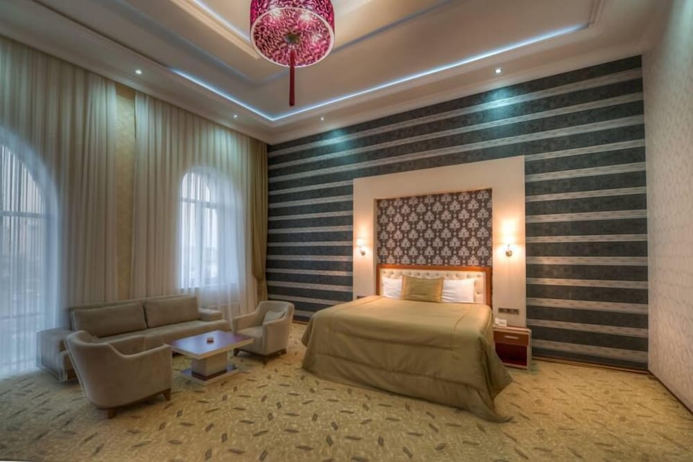 Grand Hotel Baku 33/47