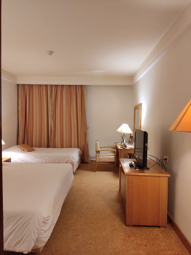 Les Oliviers Palace 28/72