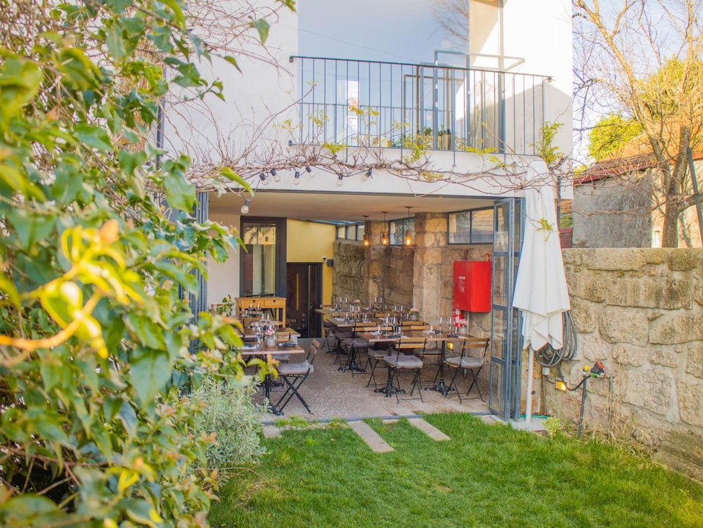 YOURS GUESTHOUSE PORTO 3/50