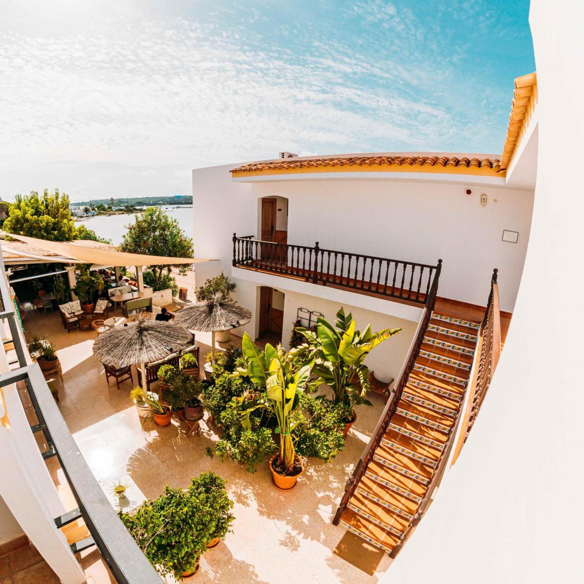 HOSTAL LA SAVINA 6/58